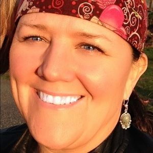 Meet your Posher, Lisa